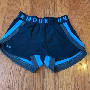 Women’s Under Armour Loose athletic shorts heatgear technology -S